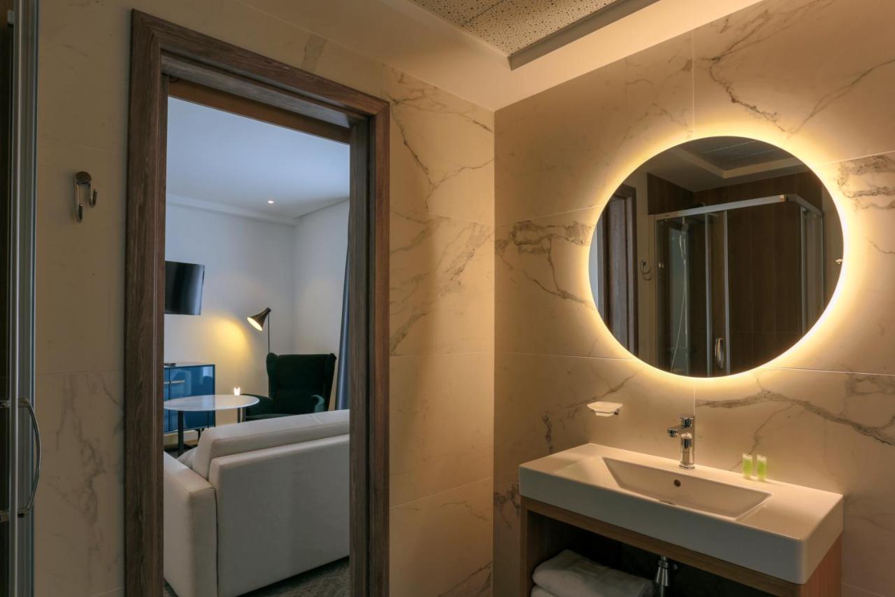 Hotel Mir زلاتيبور المظهر الخارجي الصورة